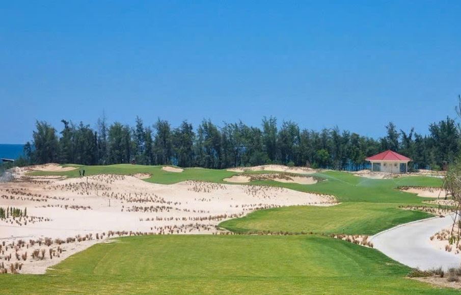 Golden Sands Golf Resort