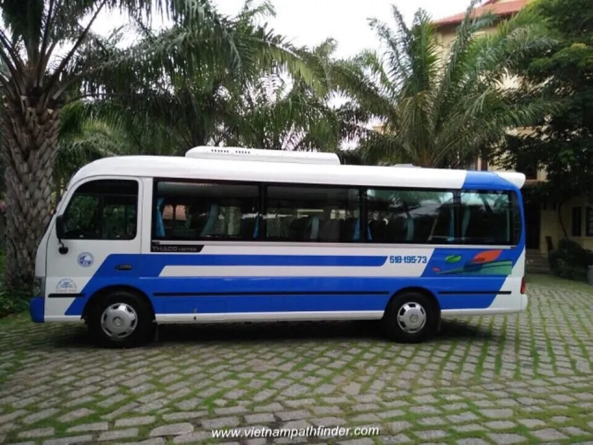 Tour riêng có hướng dẫn - xe buýt 29 chỗ