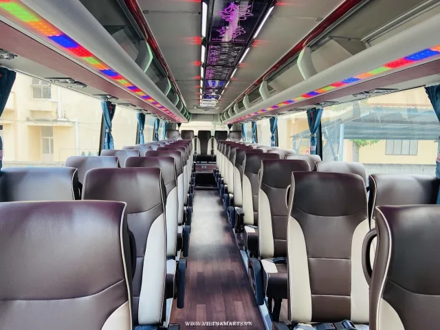 Tour riêng có hướng dẫn - xe buýt 45 chỗ