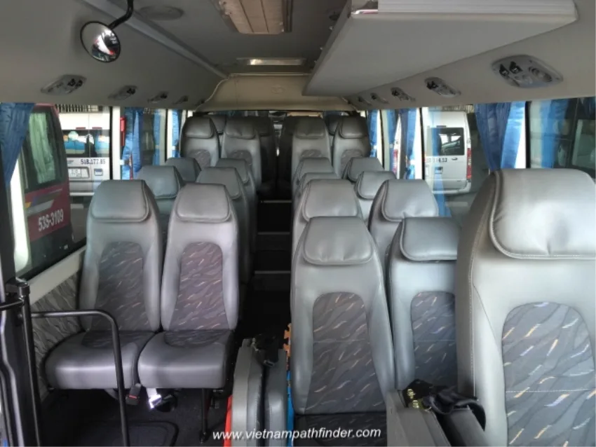 Tour riêng có hướng dẫn - xe buýt 29 chỗ