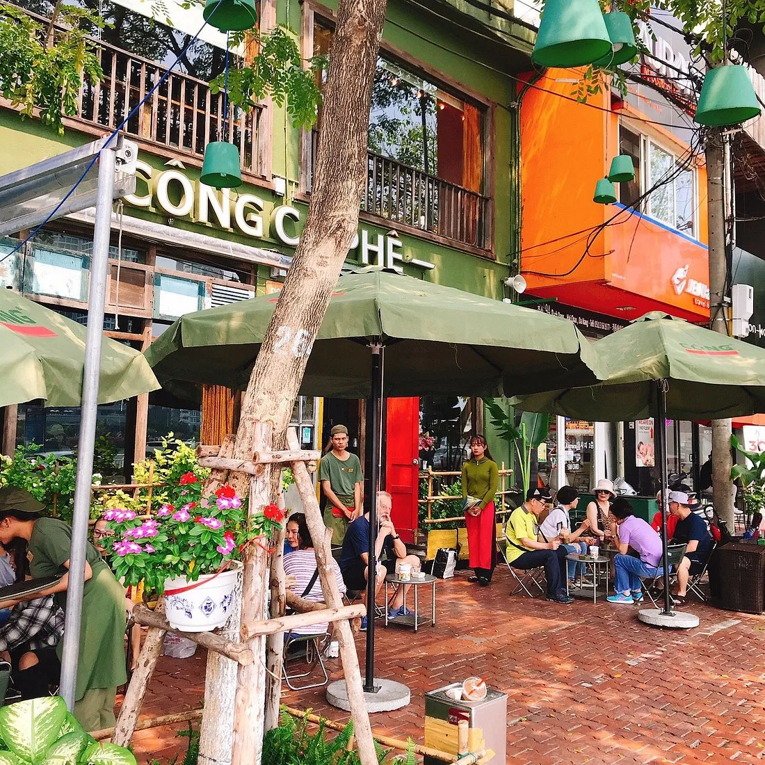 Cộng Cà Phê Chi nhánh 1